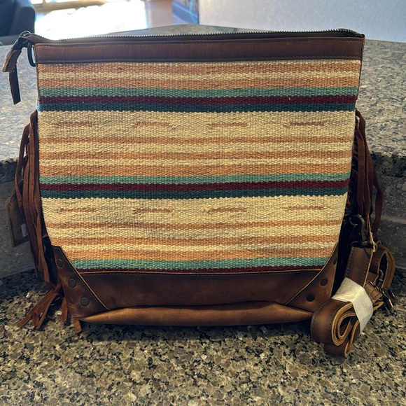 STS SERAPE COLLECTION - Picture 4 of 6